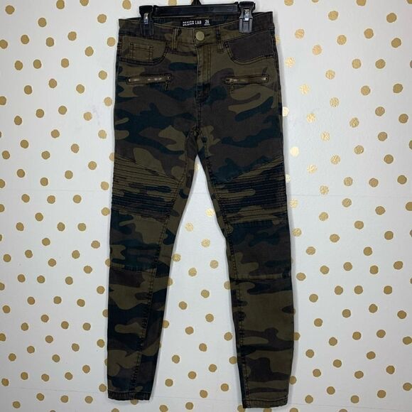 Design Lab Lord & Taylor Camo Moto Skinny Pants 26 - Picture 1 of 4